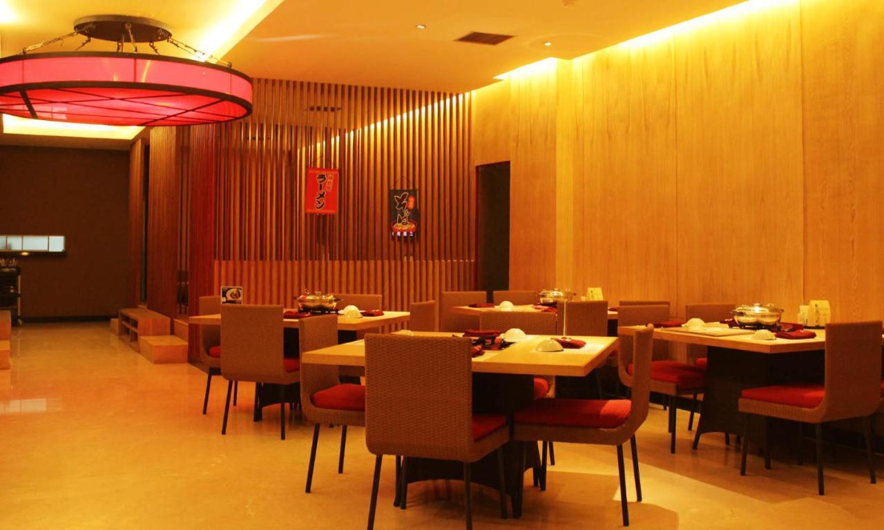 Bumi Senyiur Hotel Samarinda Buitenkant foto