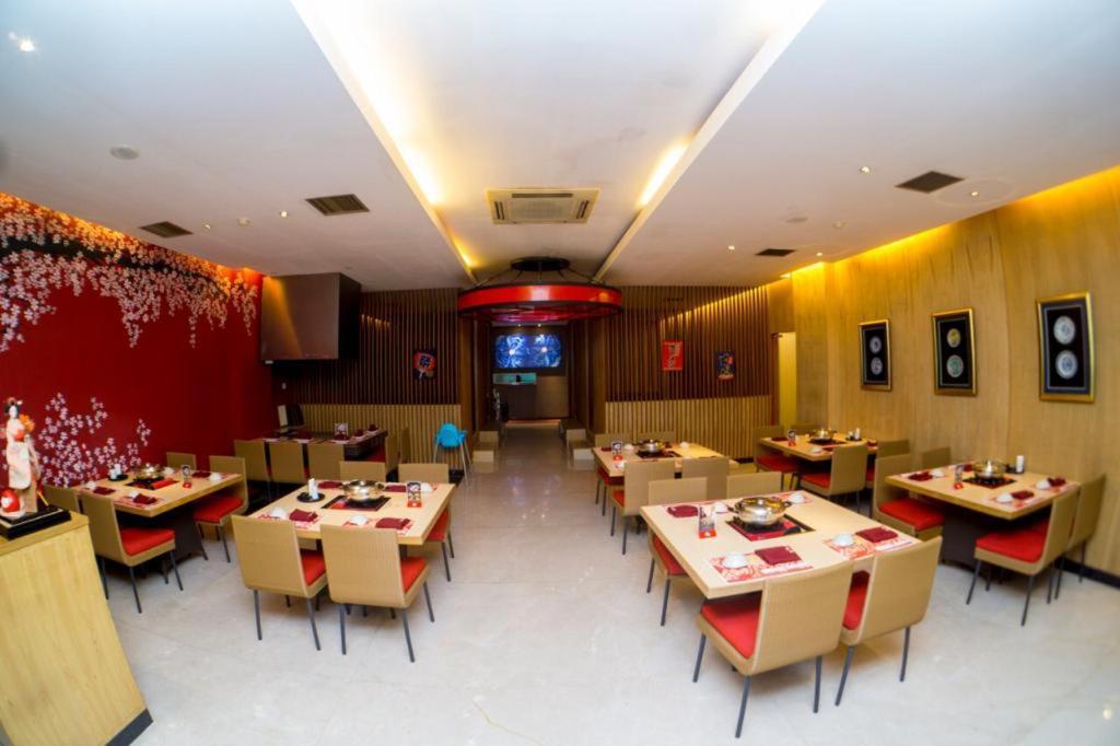 Bumi Senyiur Hotel Samarinda Buitenkant foto