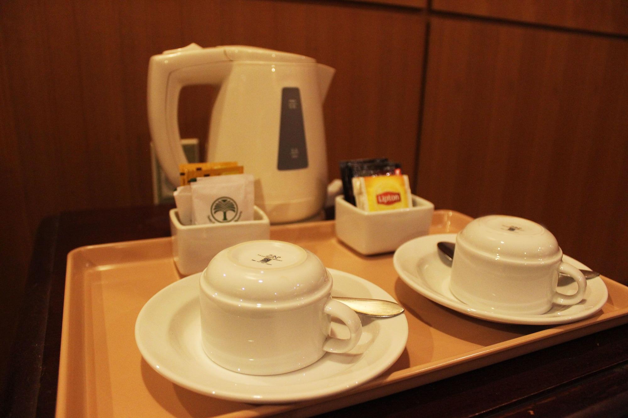 Bumi Senyiur Hotel Samarinda Buitenkant foto