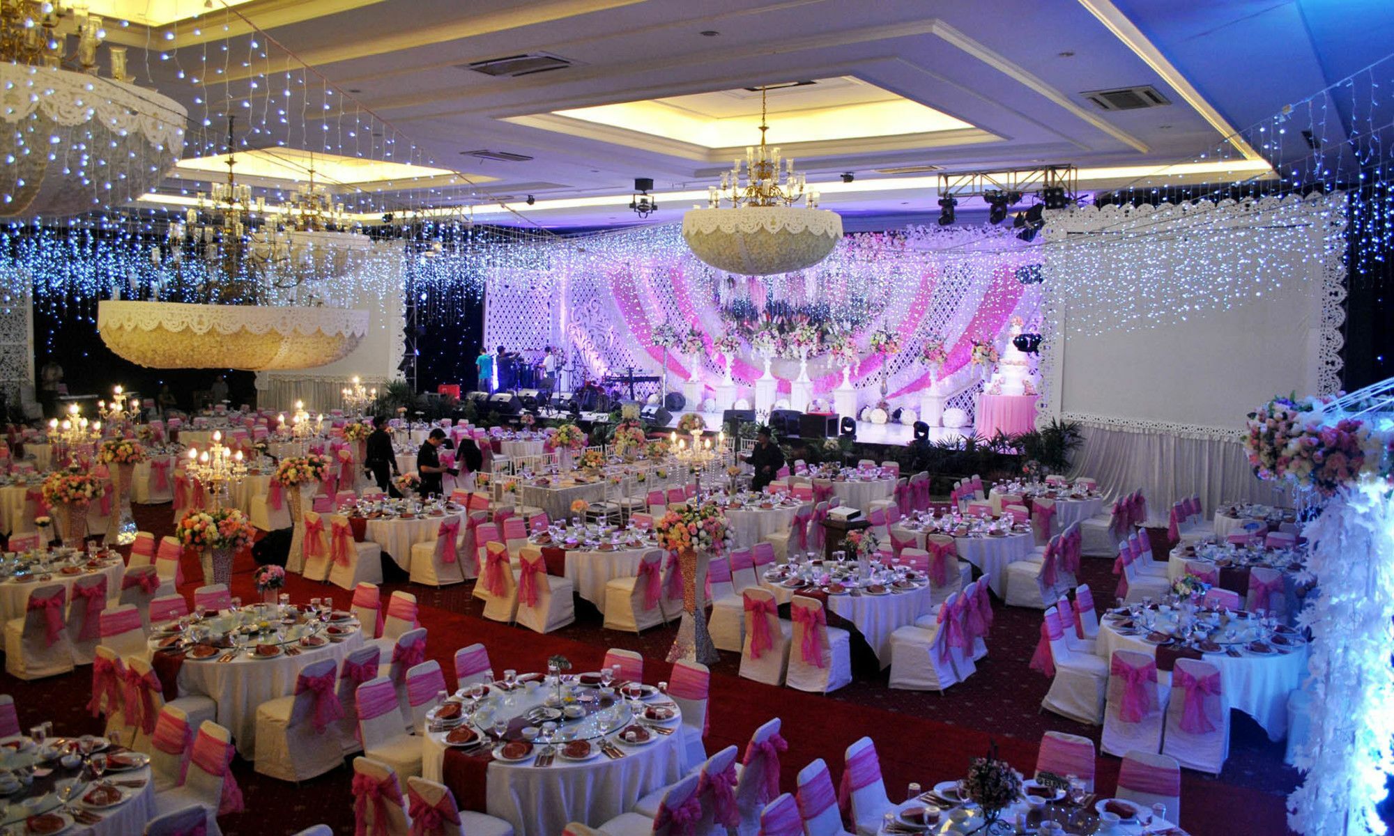 Bumi Senyiur Hotel Samarinda Buitenkant foto